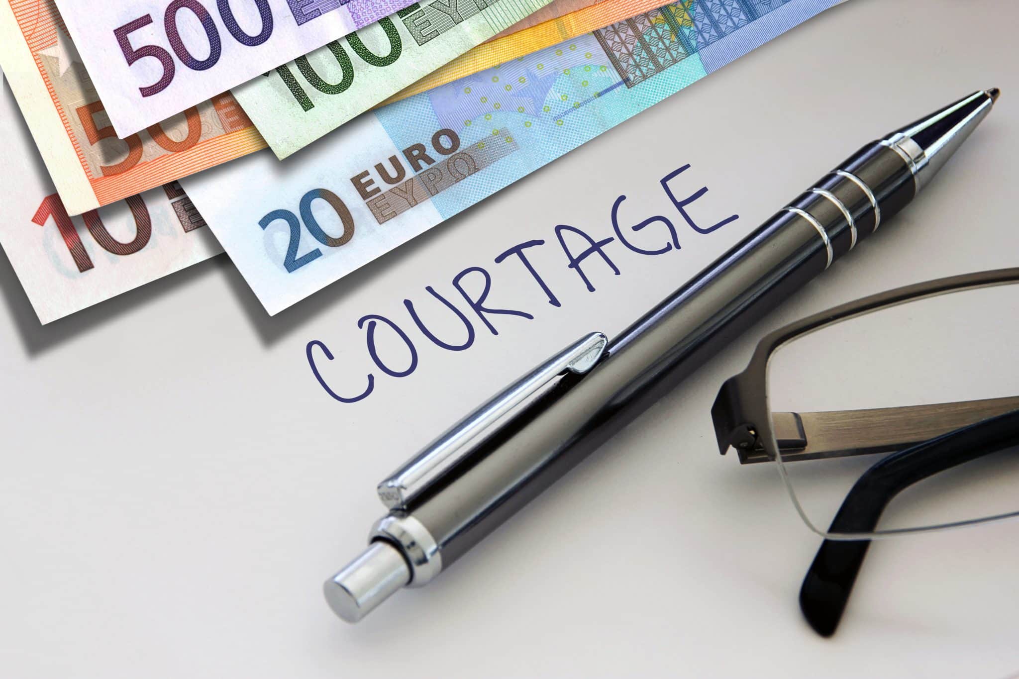 Maklerprovision beim Immobilienkauf - Wie sich die Maklercourtage berechnet und wer die Kosten trägt