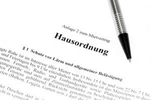 Hausordnung - Inhalte und Pflichten aus der Ordnung für Mieter:innen - inkl. Mustermietvertrag