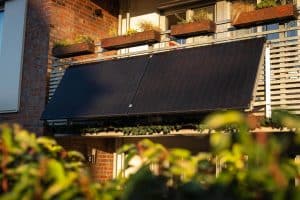 Balkonkraftwerk / Steckersolar-Geräte - Eigenen Solarstrom auf dem Balkon, dem Dach oder im Garten erzeugen